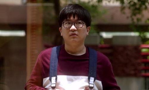 娱乐吃瓜背景女星是谁,揭秘“吃瓜群众”热议的神秘女星