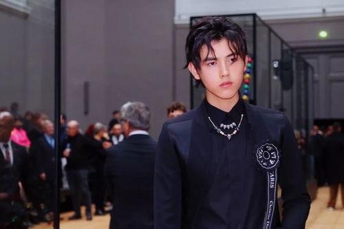 陈飞宇吃瓜娱乐圈微博